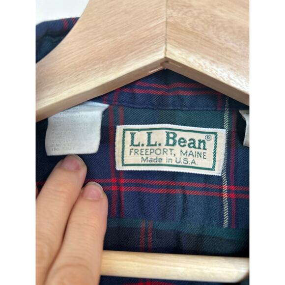 Vintage LL Bean Plaid Ladies Flannel - Picture 4 of 5